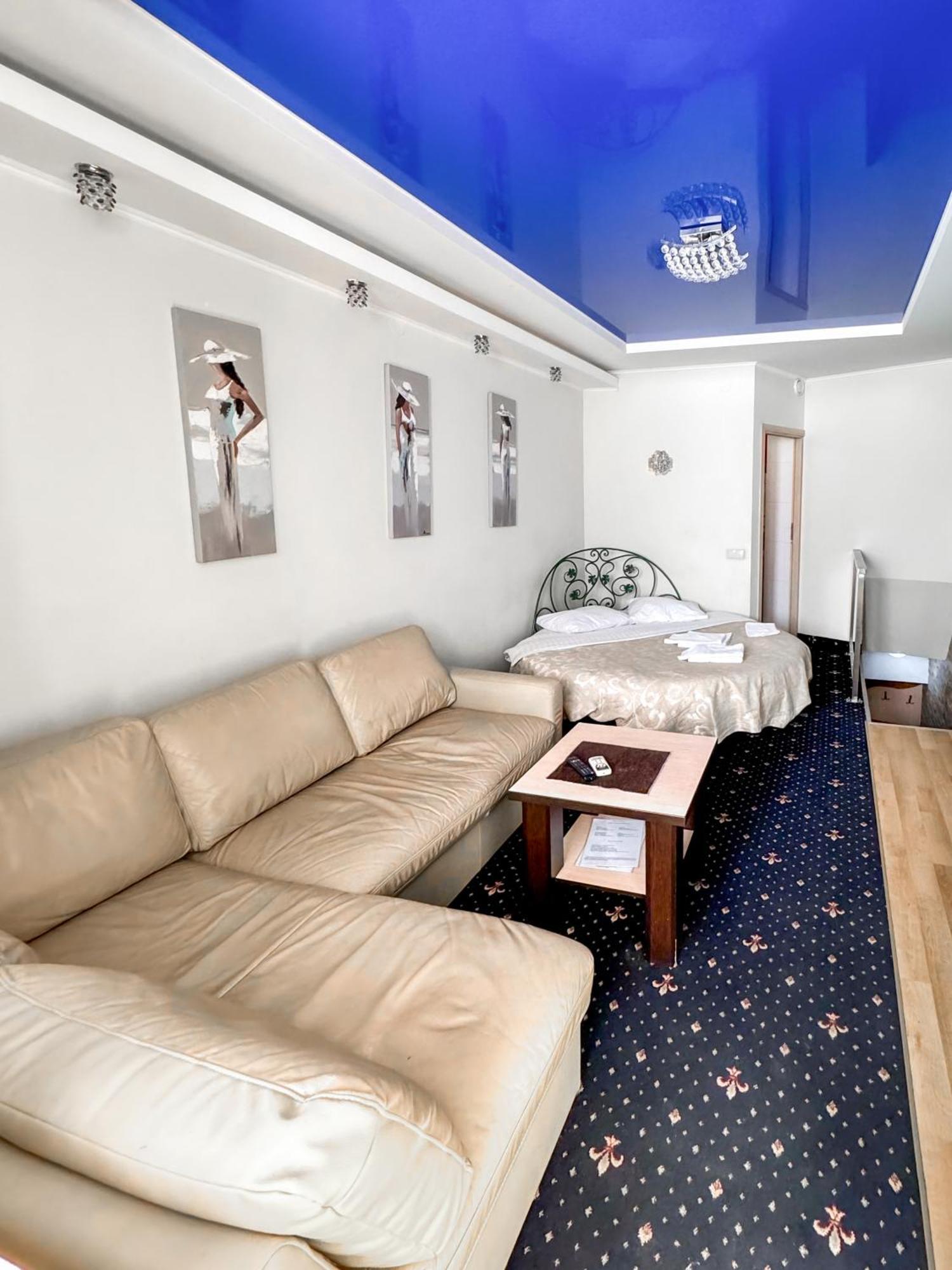 Apartments Deluxe Iwano-Frankiwsk Zewnętrze zdjęcie