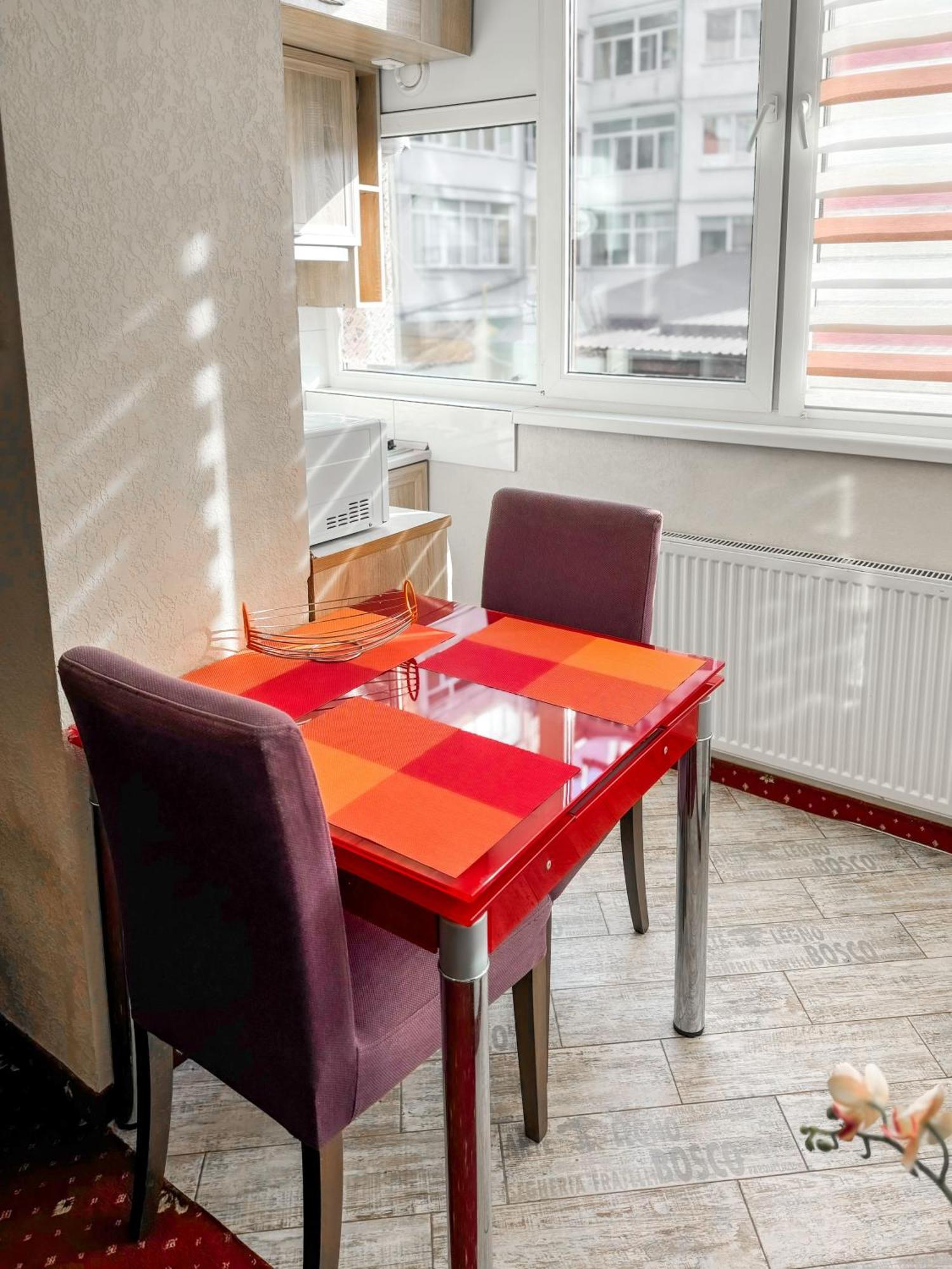 Apartments Deluxe Iwano-Frankiwsk Zewnętrze zdjęcie