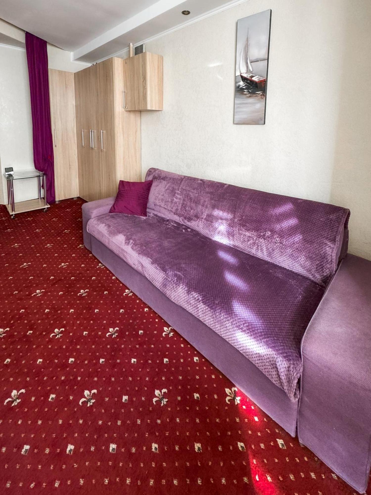 Apartments Deluxe Iwano-Frankiwsk Zewnętrze zdjęcie