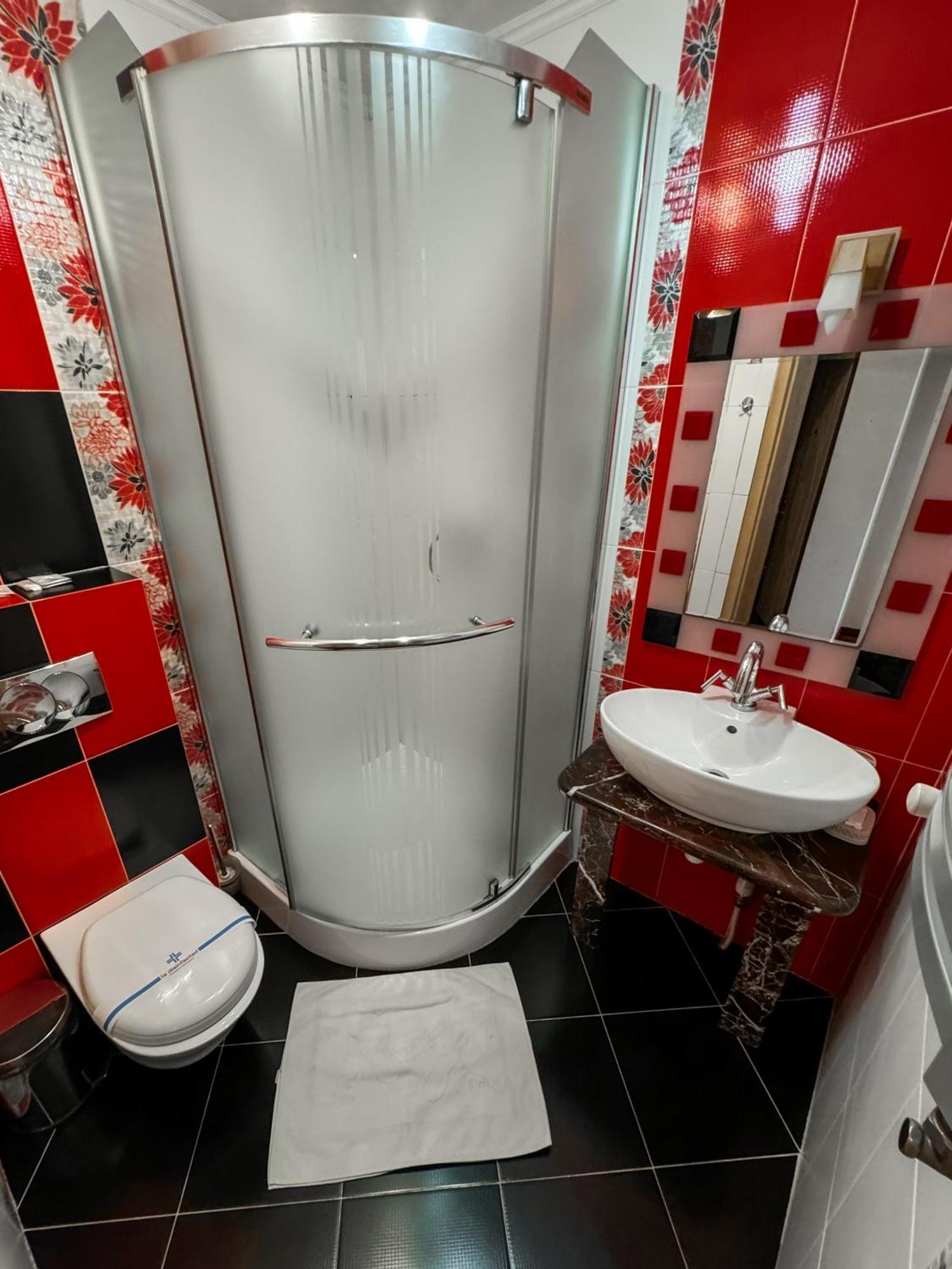 Apartments Deluxe Iwano-Frankiwsk Zewnętrze zdjęcie