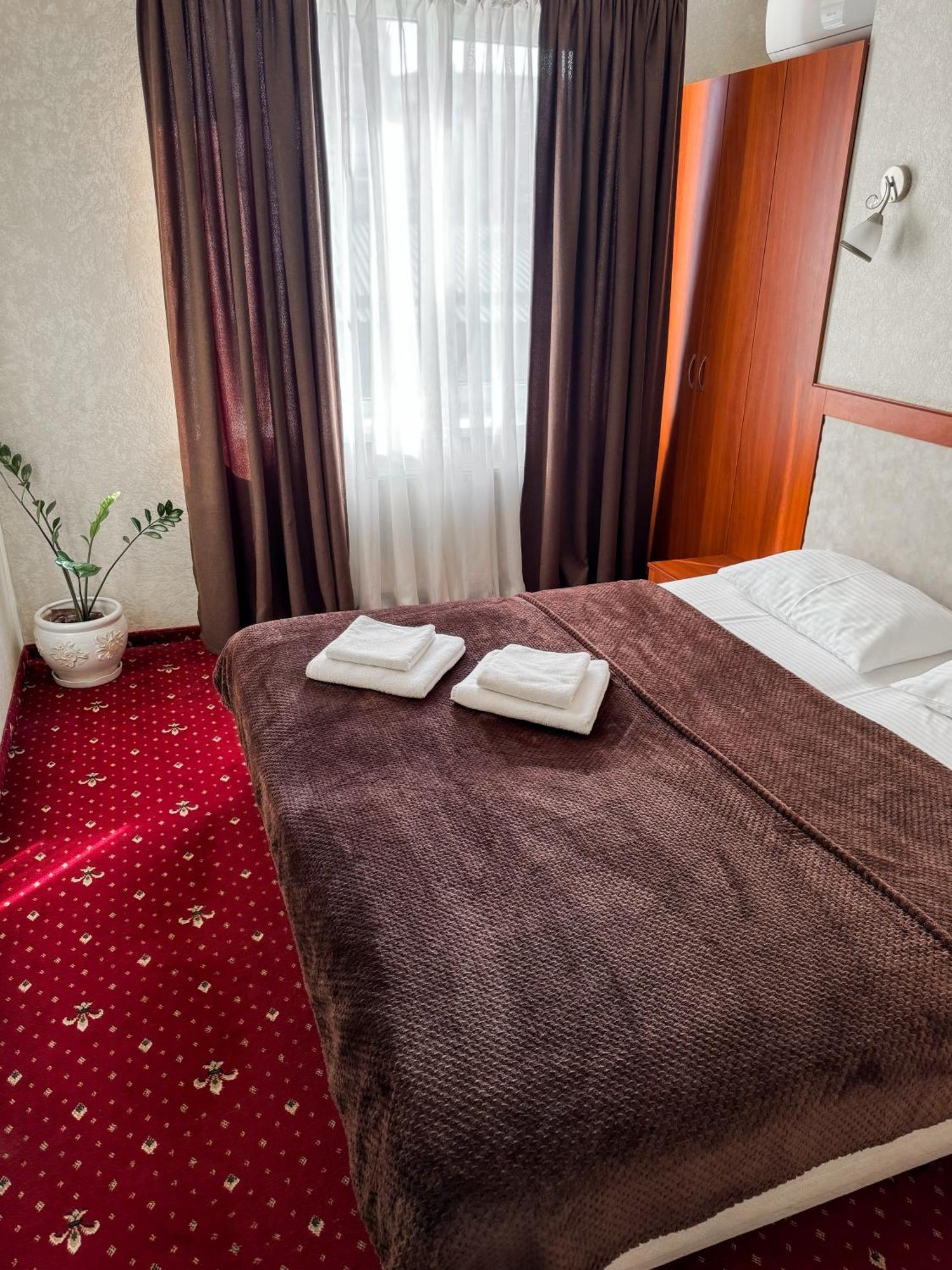 Apartments Deluxe Iwano-Frankiwsk Zewnętrze zdjęcie