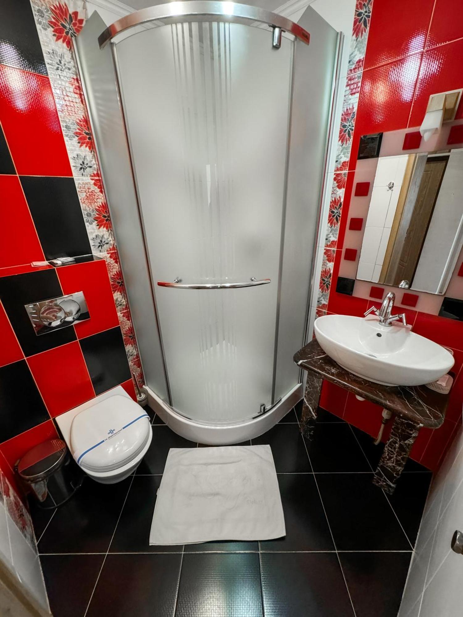 Apartments Deluxe Iwano-Frankiwsk Zewnętrze zdjęcie