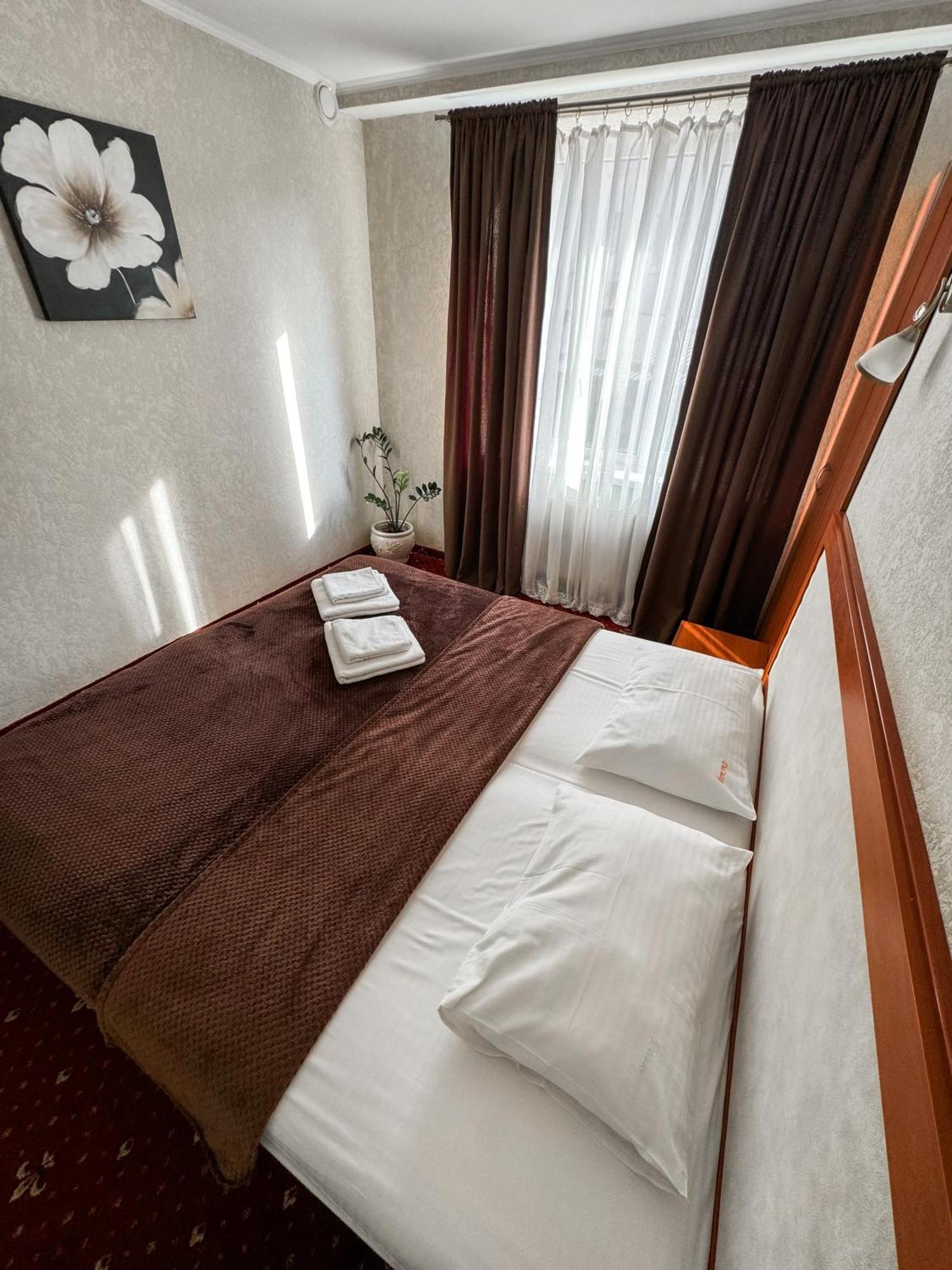 Apartments Deluxe Iwano-Frankiwsk Zewnętrze zdjęcie