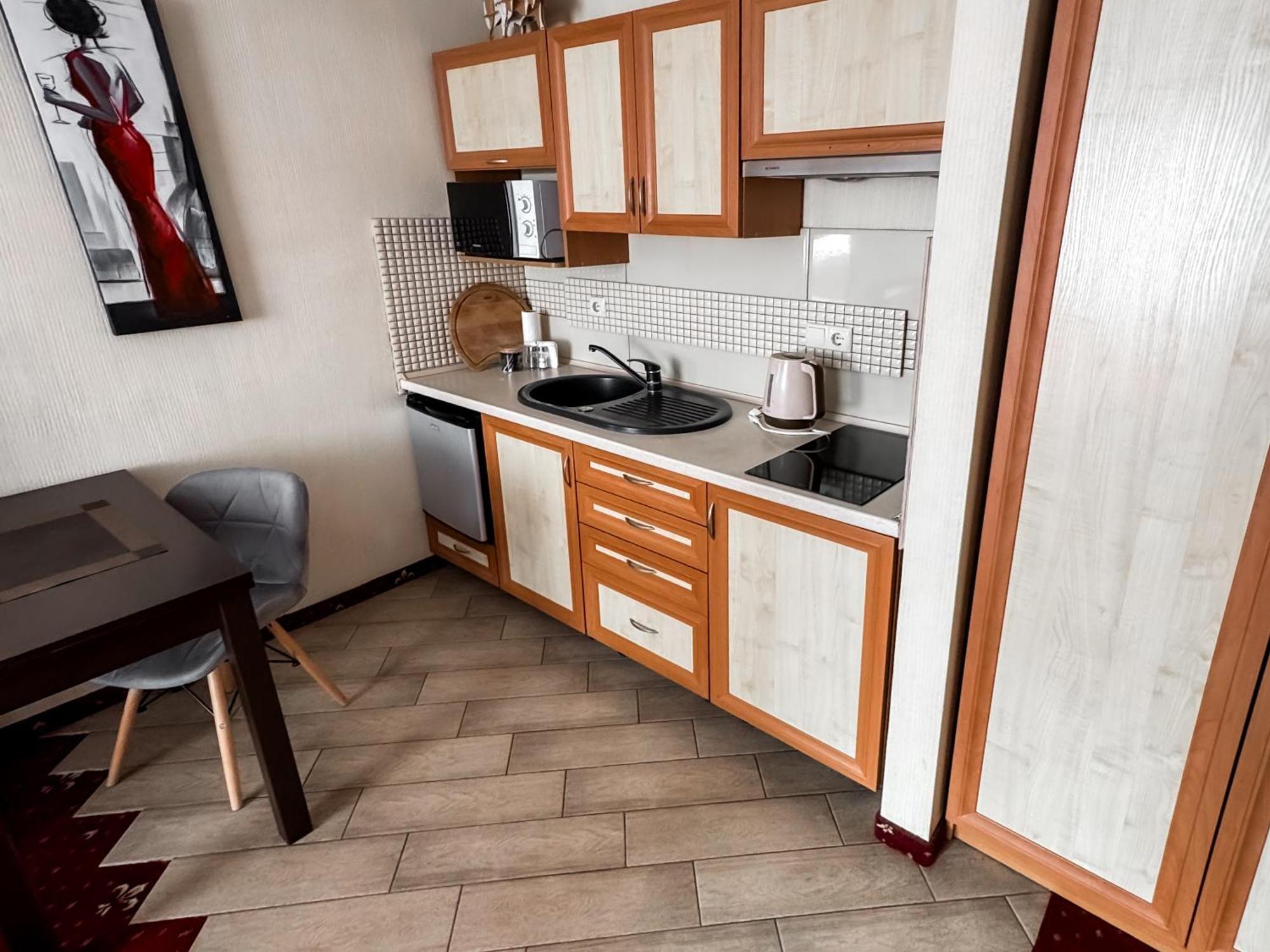 Apartments Deluxe Iwano-Frankiwsk Zewnętrze zdjęcie