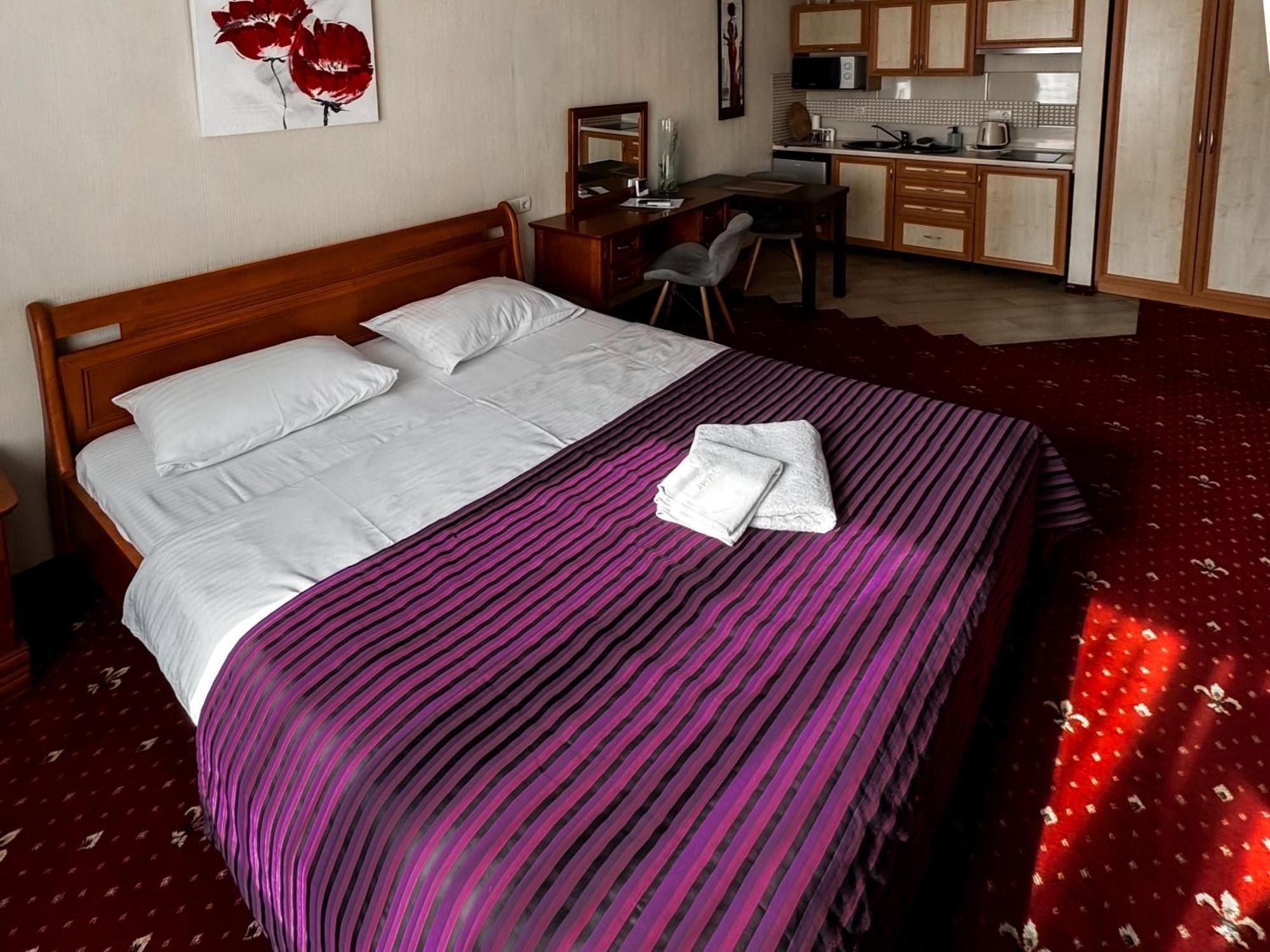 Apartments Deluxe Iwano-Frankiwsk Zewnętrze zdjęcie